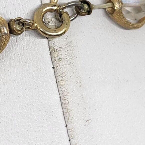 Vintage Aurora Borealis Crystal And Gold‎ Tone Beaded Necklace Unsigned Jonne? - Picture 5 of 5